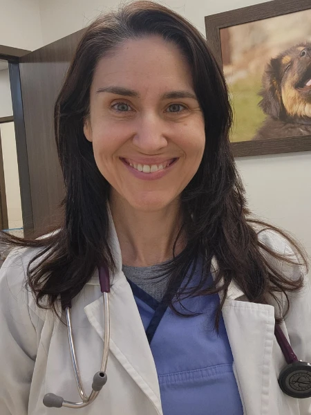 Jennifer  Leos, DVM
